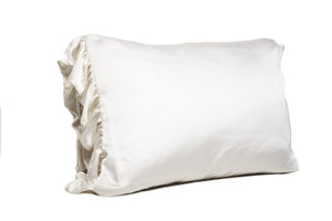 Silky Pillowcase w/ Ruffle